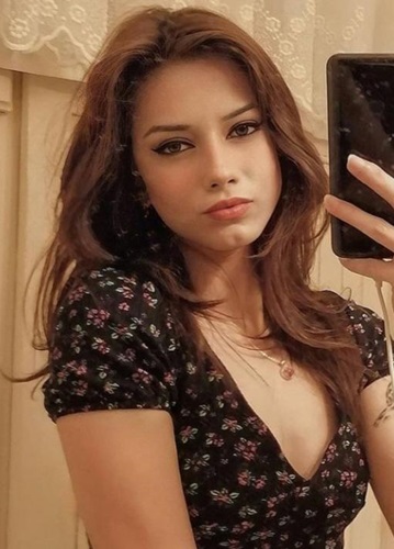Sibel Akbaba Escort Profil Resmi Sibel - Akbaba VIP Escort Bayan Modeli - Gerçek Fotoğraflı İlan